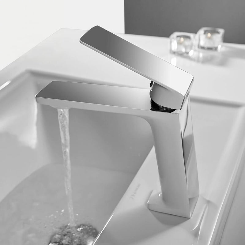 Single Hole Bathroom Faucet