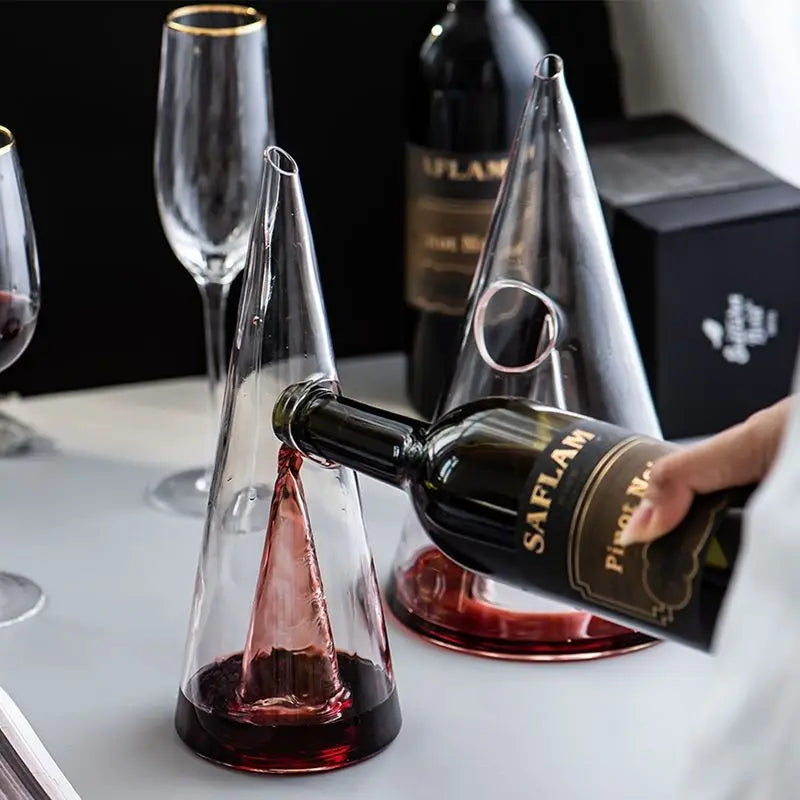 Borosilicate Glass Wine Decanter – Elegant Pyramid Waterfall Carafe Enhances Aroma, Aerates Wine, and Elevates Every Pouring Ritual