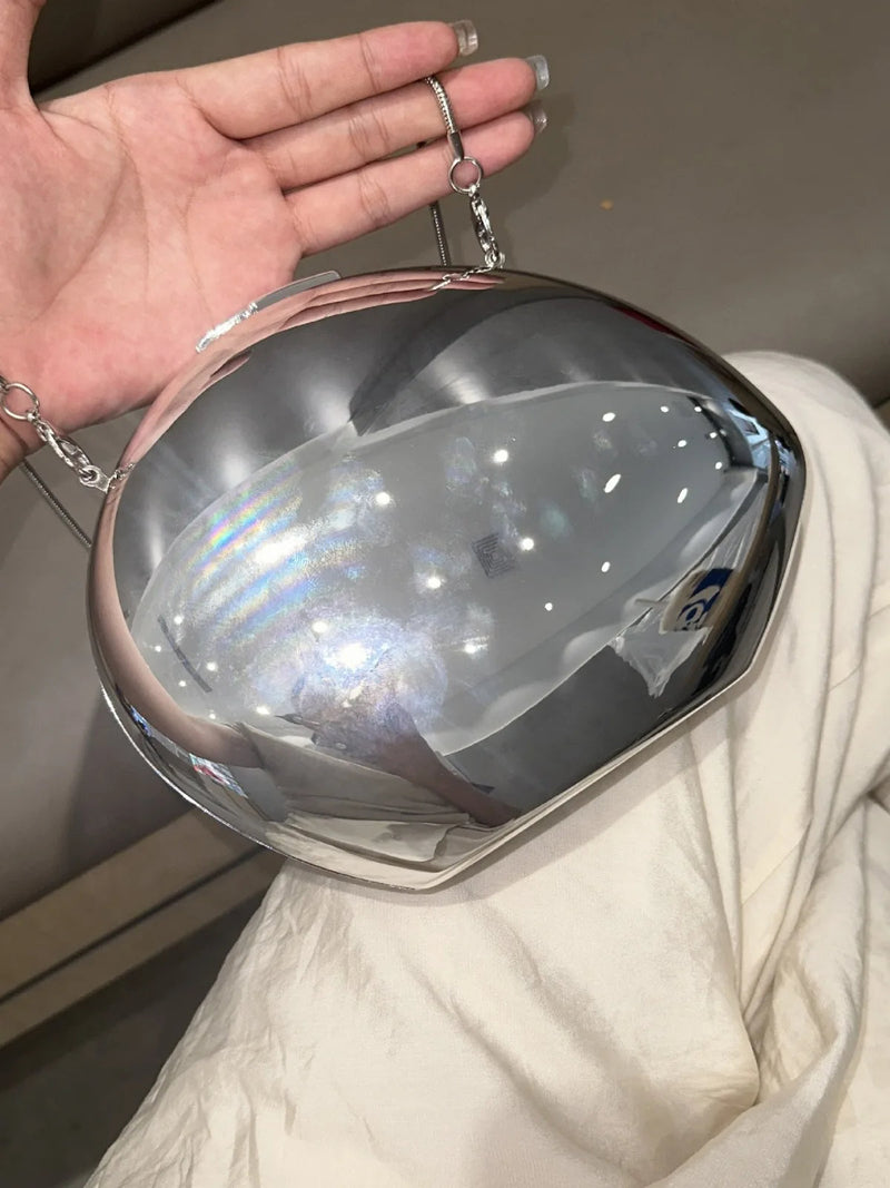 Metal Shell Clutch Bag for Women – Stunning Silver & Gold Mirror Handbag, Niche Evening Purse for Glamorous Party Looks