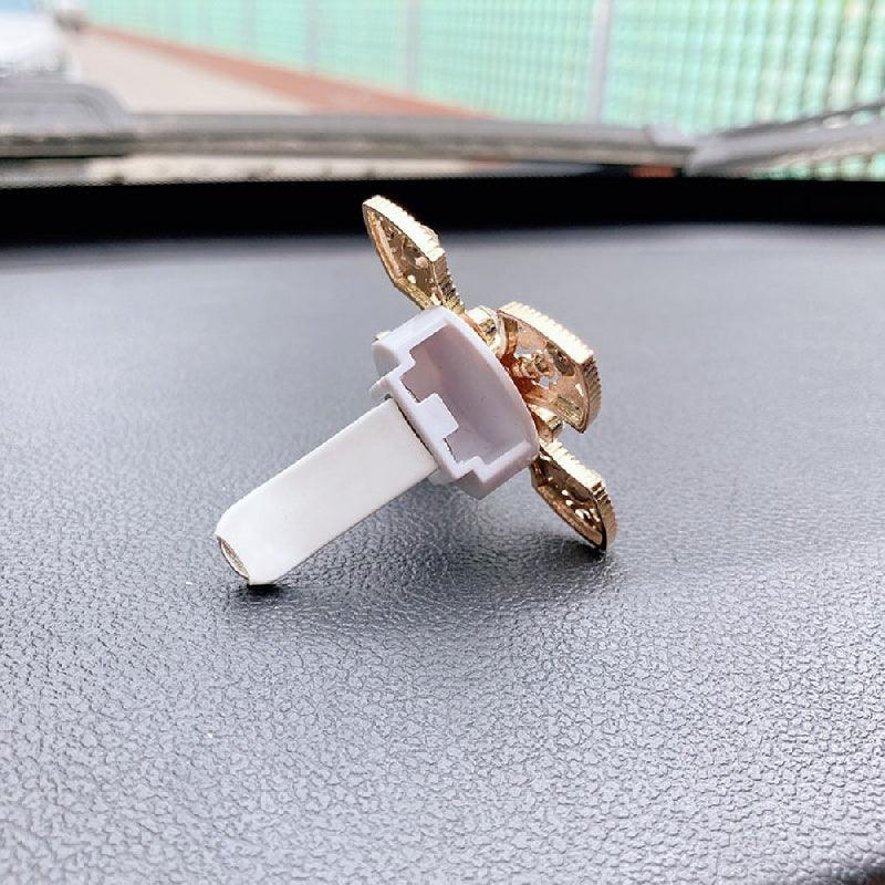 1pc Car Air Vent Aromatherapy Clip, Cross Studded Cute Car Outlet Decorative Perfume Fragrance Clip, With Scent Tablets Car Accessories Women