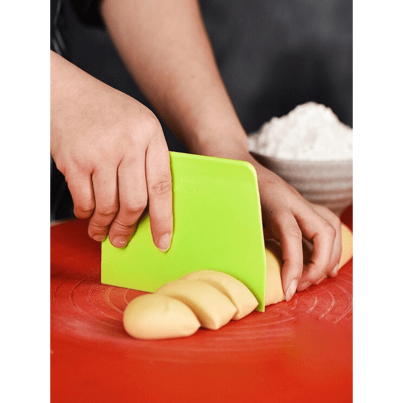 1pc Plastic Cake Cream Spatula Dough Knife Butter Scraper With Plain Smooth Edge Baking Tool For RV