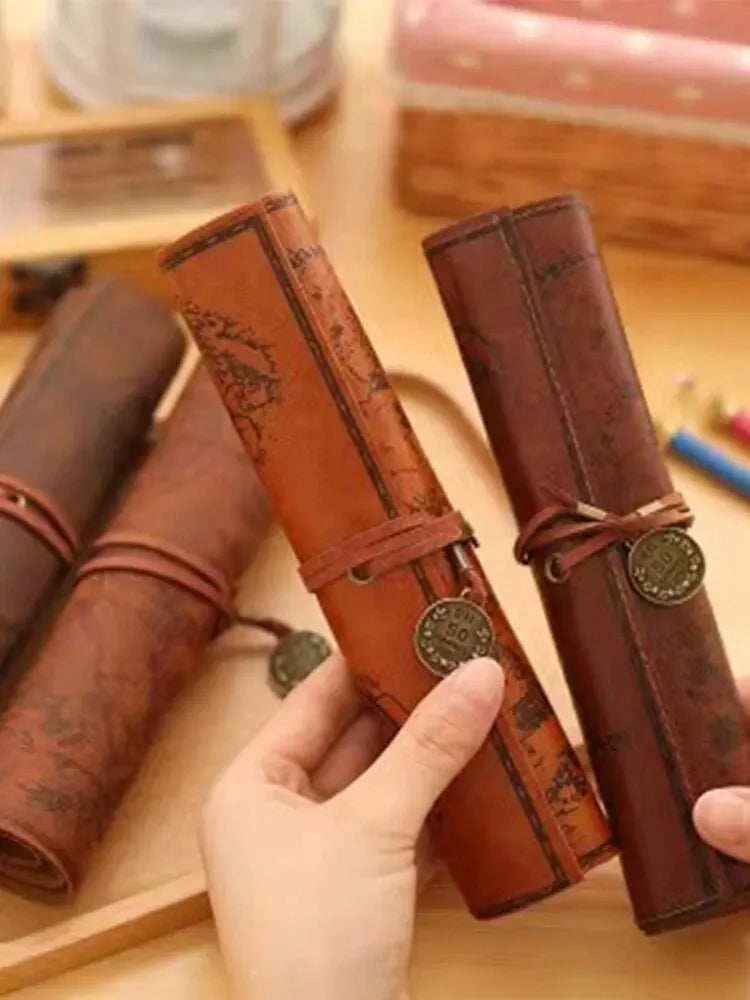 Retro Treasure Map Leather Pencil Case – Large Capacity Roll-Up Stationery Organizer with Embossed Buckle for Stylish School Supplies