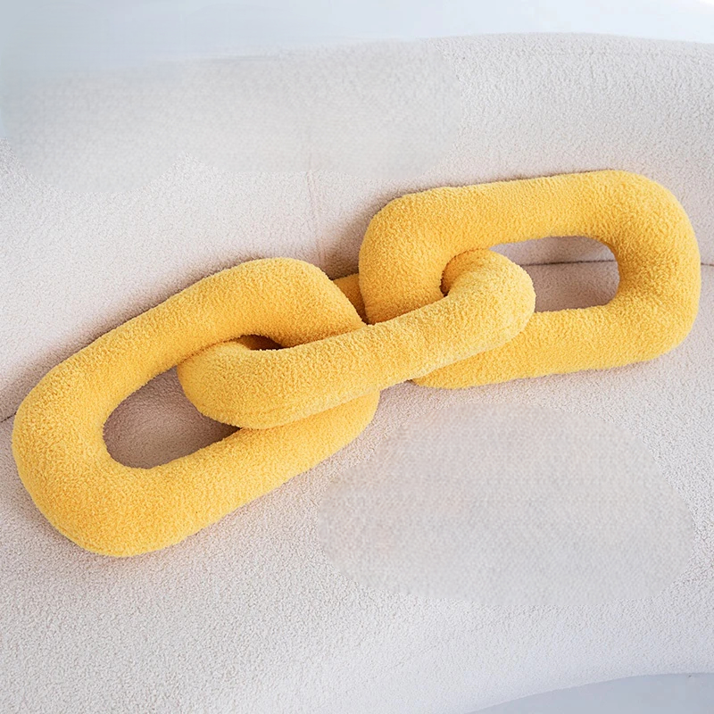 Plush Chain Knot Pillow – Fun Shackle-Shaped Cushion for Sofa Décor & Unique Gifts