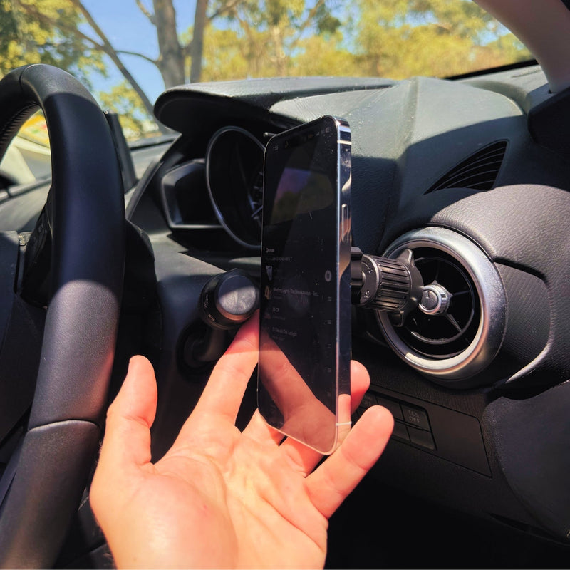 Wireless Car Mount Charger with MagSafe