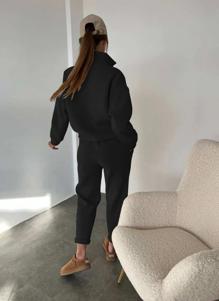 Oversized Hooded Tracksuit Set – 2 Piece Fashion Pullovers & Pants for Casual Streetwear Looks