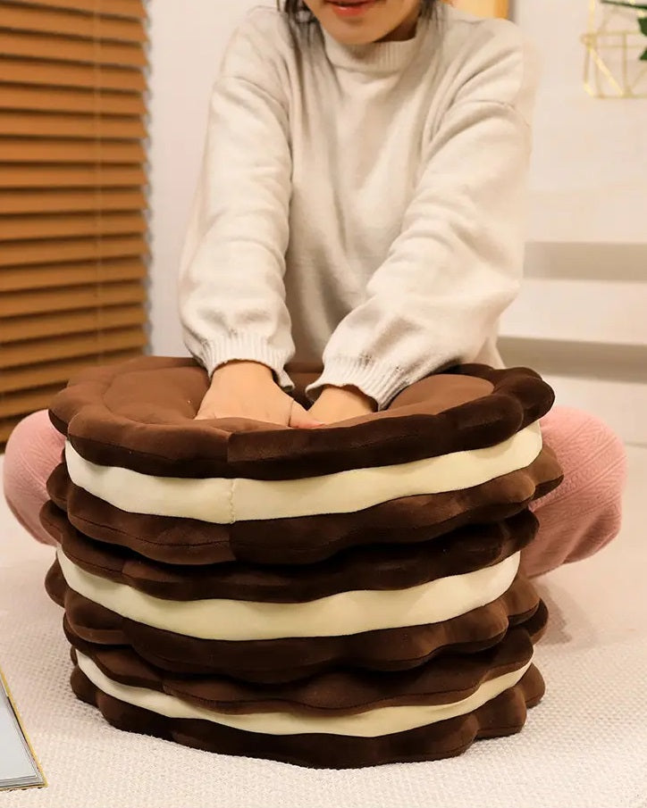 Plush Cookie Pillow – Soft Chocolate Chip Cushion for Sweet Home Decoration