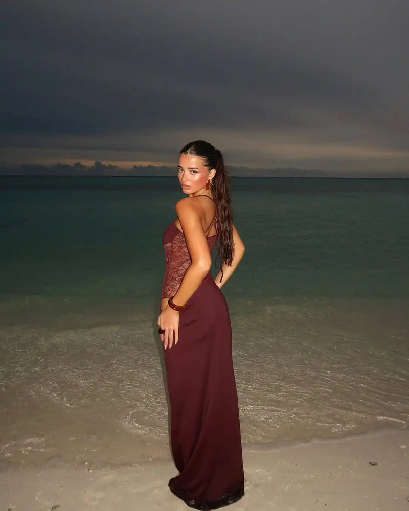 Lace Suspender Patchwork Maxi Dress – Backless Sleeveless Design for a Slim, Elegant Party Silhouette