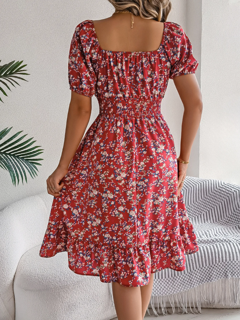 Floral Ruffled Square Neck Dress – Elegant Short Sleeve Summer Dress for Feminine Charm & Seasonal Sophistication