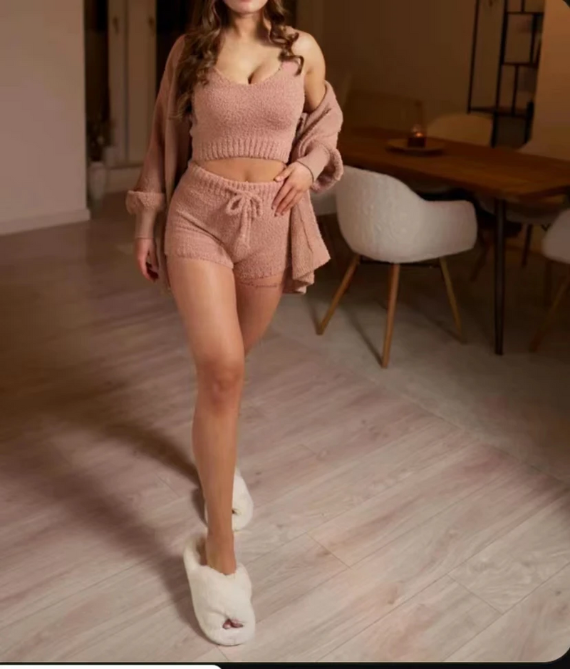 Ultra-Cozy Knit Long Sleeve Pajama Set – 3-Piece Soft Fleece Loungewear for Dreamy Comfort & Chic Relaxation