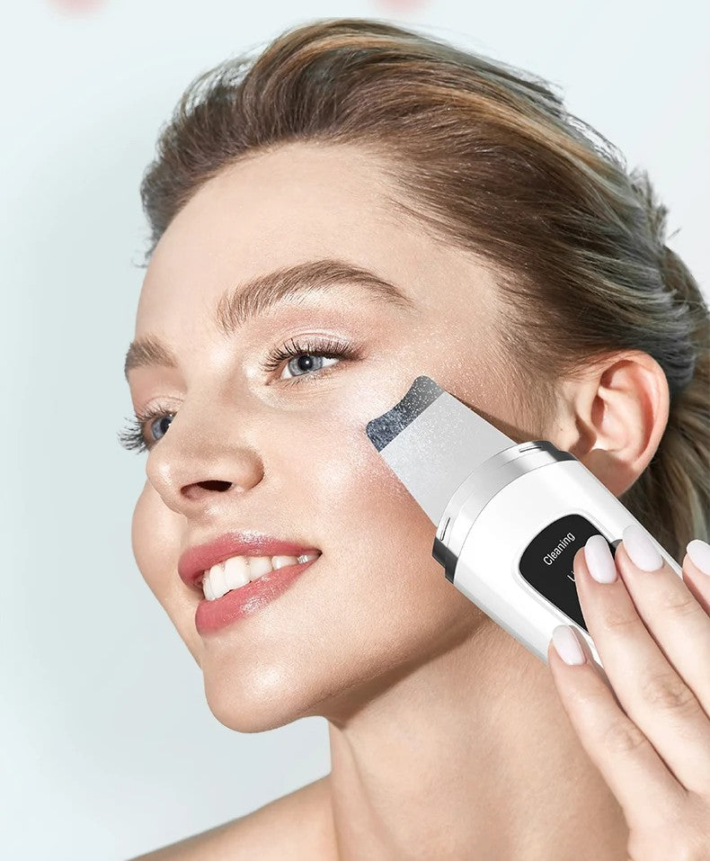 Ultrasonic Skin Scrubber Face Spatula – Deep Pore Exfoliation and Blackhead Removal for Smoother, Clearer, Healthier-Looking Skin