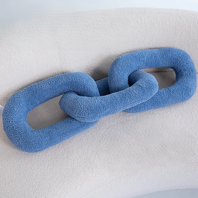 Plush Chain Knot Pillow – Fun Shackle-Shaped Cushion for Sofa Décor & Unique Gifts