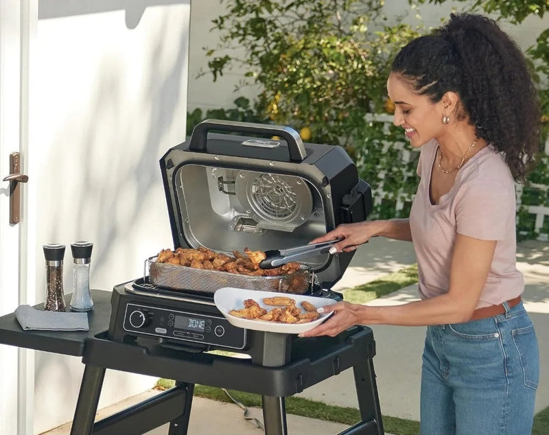 Outdoor Grill & Smoker – XL 4-in-1 Electric BBQ, Air Fryer & Bake Station