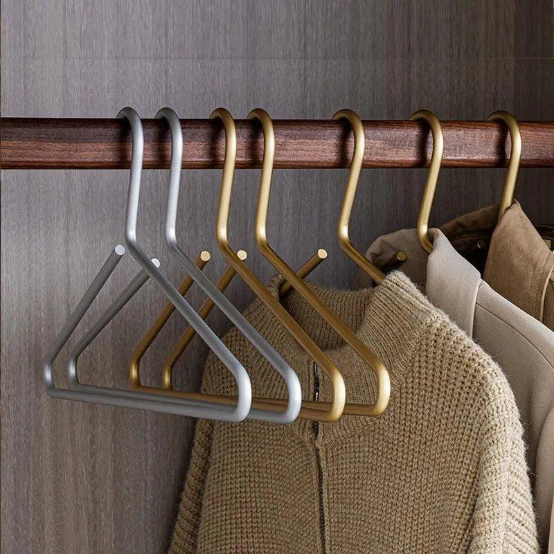 5 pcs Solid Matte Gold/Silver Clothes Coat Hanger │ Seamless Metal Wardrobe Organizer