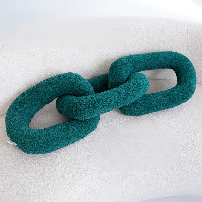 Plush Chain Knot Pillow – Fun Shackle-Shaped Cushion for Sofa Décor & Unique Gifts