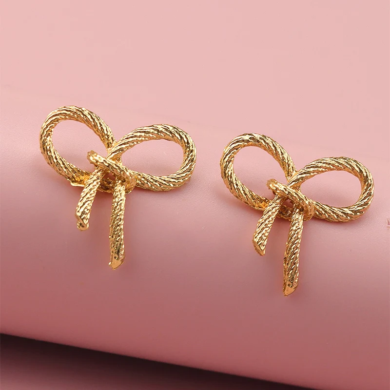 Dainty Bowknot Pearl Stud Earrings – Classic Gold & Silver Daily Wear Jewelry for Elegant Women