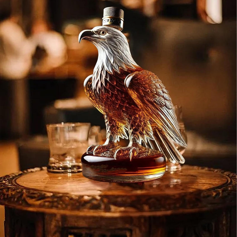 Eagle Shaped Whiskey Glass Bottle – Borosilicate Wine Decanter for Striking Bar Décor & Unique Gifting