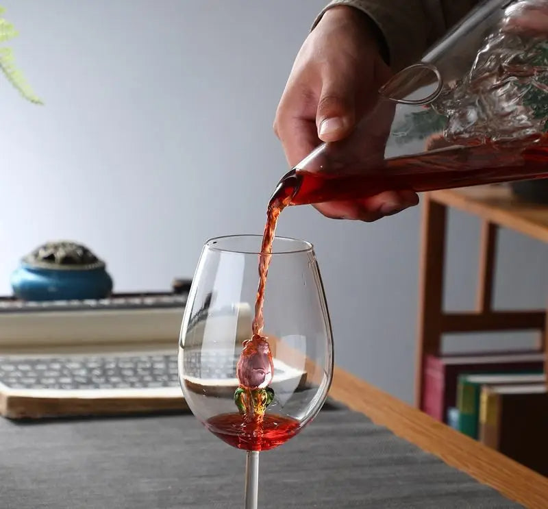 Borosilicate Glass Wine Decanter – Elegant Pyramid Waterfall Carafe Enhances Aroma, Aerates Wine, and Elevates Every Pouring Ritual