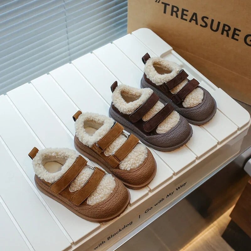Wintersneakers | Warm lined soft child sneakers with Velcro