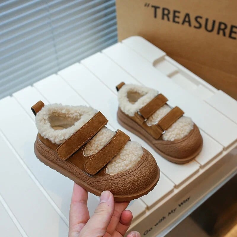 Wintersneakers | Warm lined soft child sneakers with Velcro