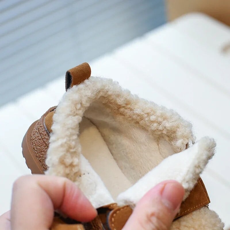 Wintersneakers | Warm lined soft child sneakers with Velcro