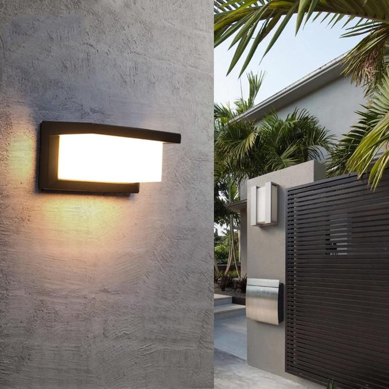 Vrimlo Modern LED Outdoor Light