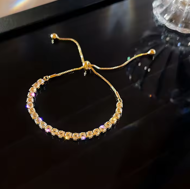 Gold-Plated Rhinestone Bracelet – 18K Gold Adjustable Stainless Steel Jewelry for the Modern Trendsetter