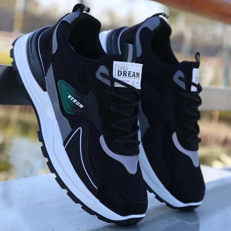 2024 Autumn Soft-Soled Fashion Sneakers