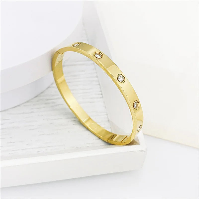 Zircon Cross Nut Nail Bracelet - Gold Screw-Style Stainless Steel Bangle for Edgy Glam