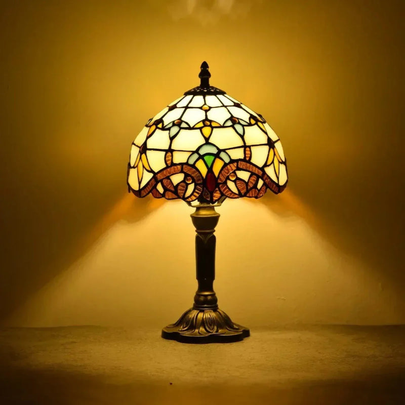 Vintage Tiffany-Style Stained Glass Lamp – Elegant Ambient Lighting