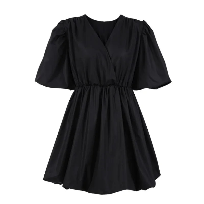 European and American Lantern Sleeve Mini Flare Dress – Sexy Pleated V-Neck A-Line for Romantic Evenings & All-Day Style