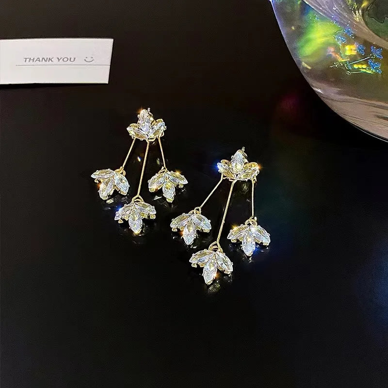 Crystal Star Tassel Dangle Earrings – Elegant Drop Jewelry with Micro-Set Sparkle for Glamorous Parties & Gifts