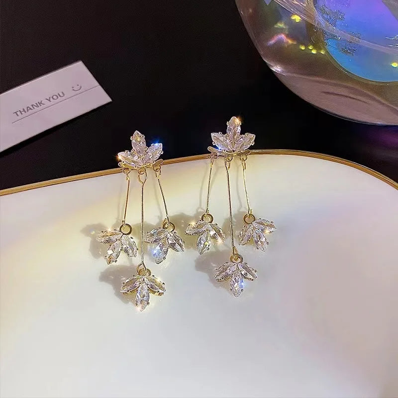 Crystal Star Tassel Dangle Earrings – Elegant Drop Jewelry with Micro-Set Sparkle for Glamorous Parties & Gifts
