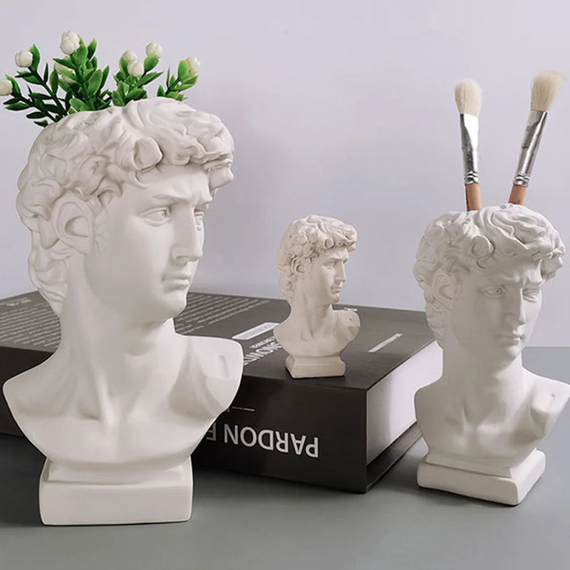 David Statue Resin Vase – Elegant Vase & Makeup Brush Holder for Chic Décor