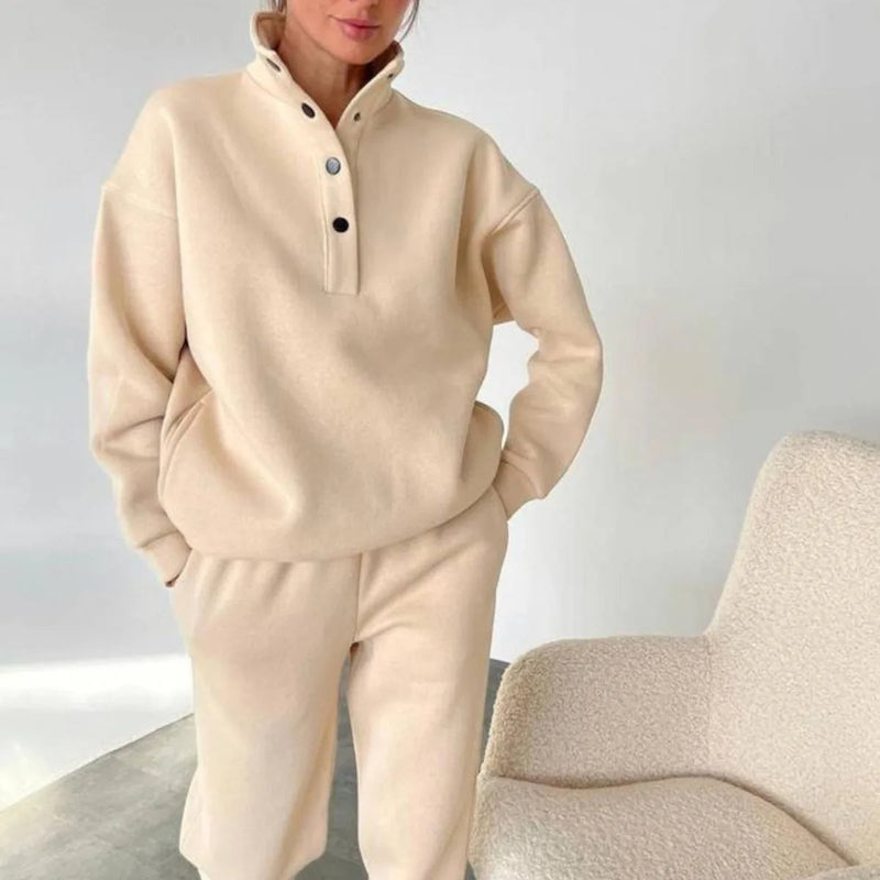 Oversized Hooded Tracksuit Set – 2 Piece Fashion Pullovers & Pants for Casual Streetwear Looks