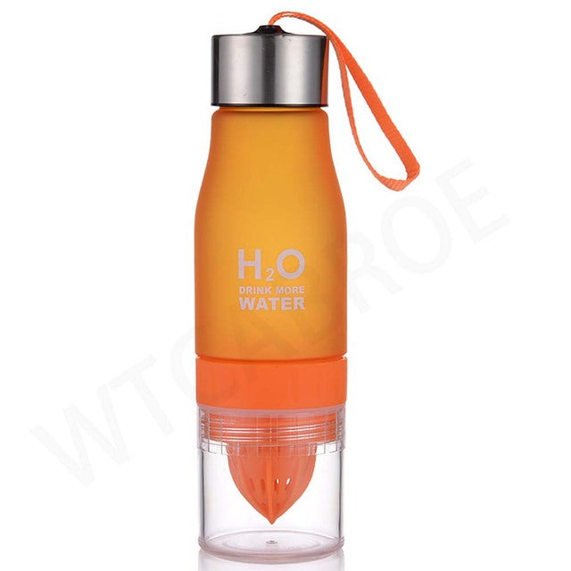 Portable Fruit Infusing Water Bottle | 22oz