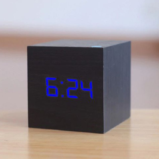 BloClock | Elegant Wooden Cube Clock | Digital | USB