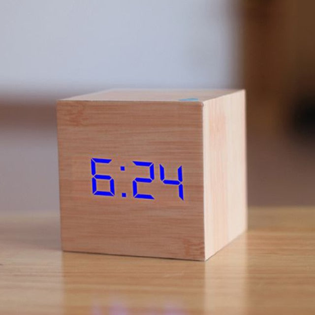 BloClock | Elegant Wooden Cube Clock | Digital | USB