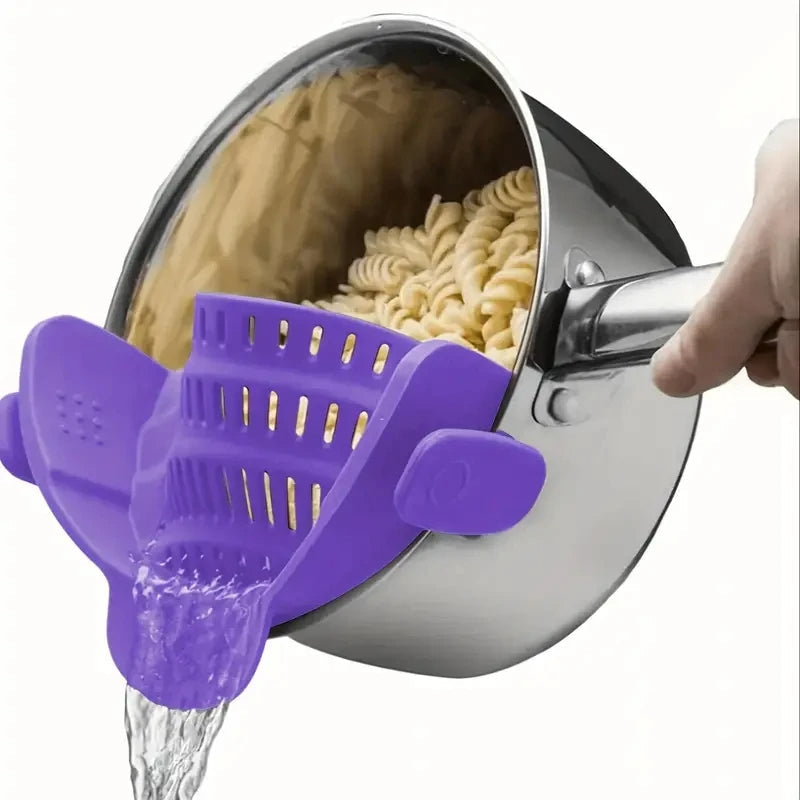 Smart Clip-On Silicone Pot Strainer – Adjustable Kitchen Drainer for Pasta, Veggies, Bowls & Pans Without Spills