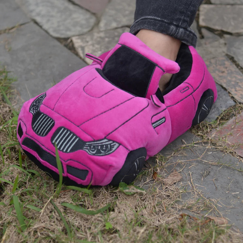 Highland Cow Plush Car-Shaped Slippers – Cozy Valentine’s Gift with Soft Warm Interior for Men and Women Indoor Lounging