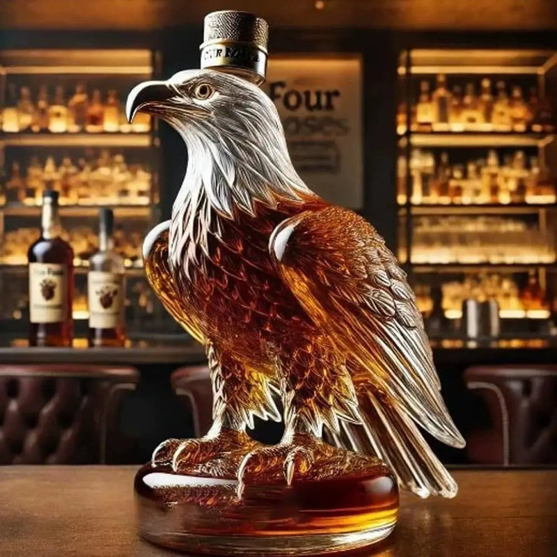 Eagle Shaped Whiskey Glass Bottle – Borosilicate Wine Decanter for Striking Bar Décor & Unique Gifting
